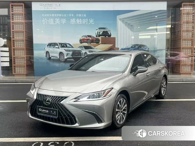 Lexus ES id 4276291 из Китая 10