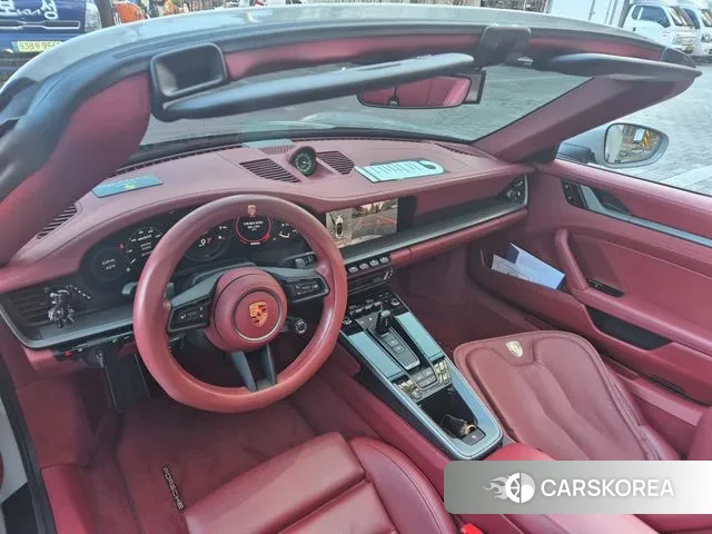 Porsche 911(992) id 3540048 из Кореи 19