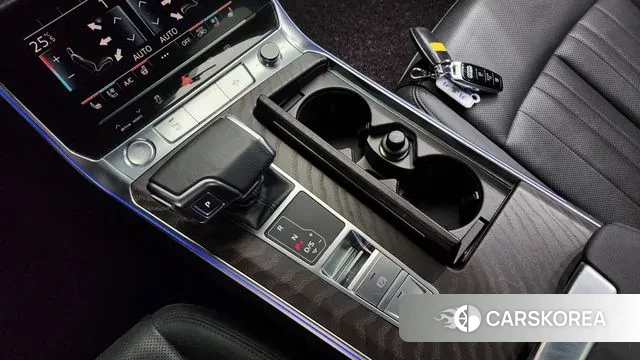 Audi A6 (C8) id 3727750 из Кореи 19