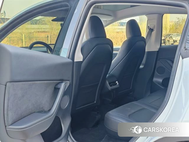 Tesla Model Y id 4182651 из Китая 10