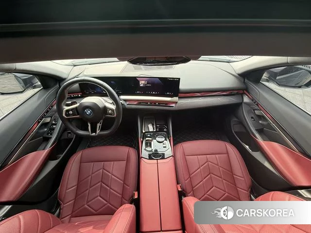 BMW i5 id 4358911 из Китая 18