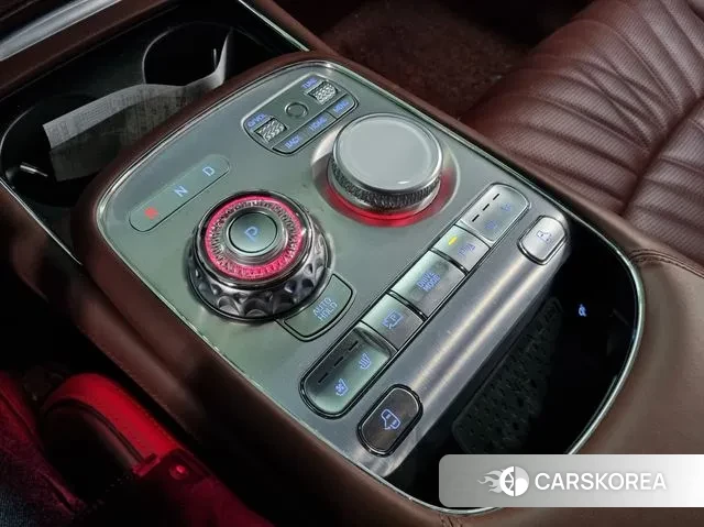 Genesis G90 (RS4) id 3756882 из Кореи 14