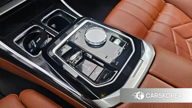 BMW 7 Series (G70) id 3750867 из Кореи 19