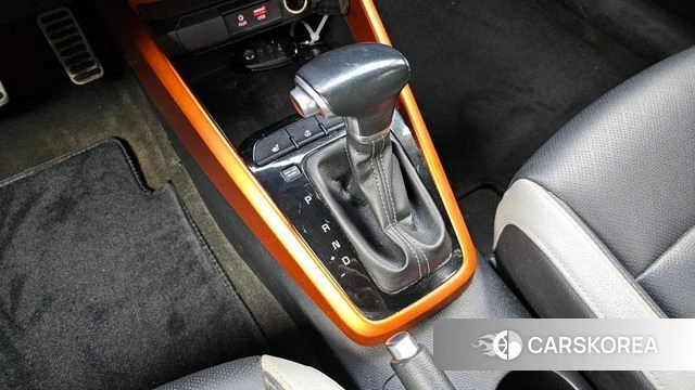 Kia Stonic id 4620616 из Кореи 19