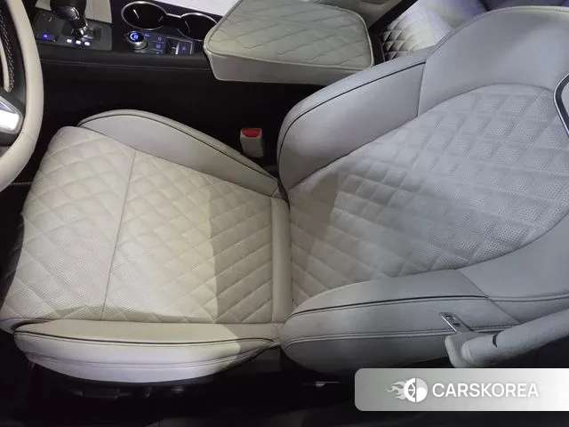 Genesis The New G70 id 3340870 из Кореи 16