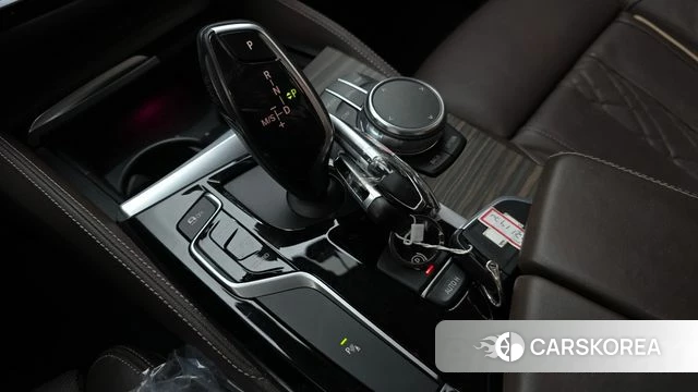 BMW 5 Series (G30) id 4770705 из Кореи 19