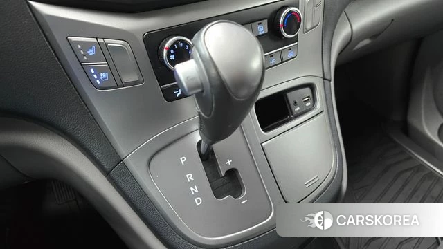 Hyundai The New Grand Starex id 4477295 из Кореи 19