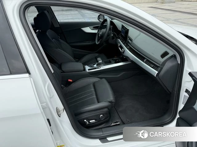 Audi A4L id 4275517 из Китая 14