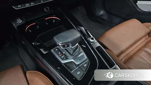 Audi A4 (B9) id 3615794 из Кореи 19