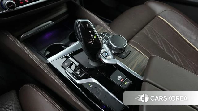 BMW 5 Series (G30) id 4471223 из Кореи 31