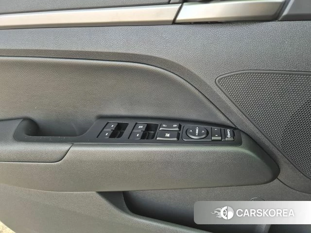 Hyundai Avante AD id 4543651 из Кореи 19