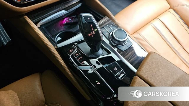 BMW 5 Series (G30) id 4282141 из Кореи 19