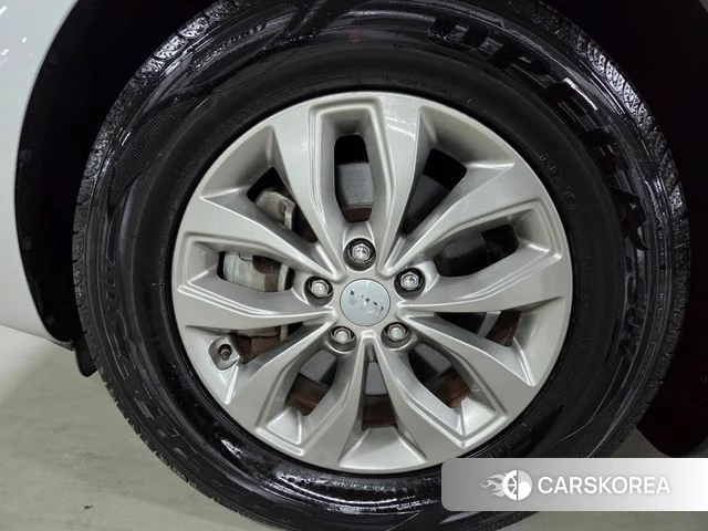 Kia All New Carnival id 4285950 из Кореи 19