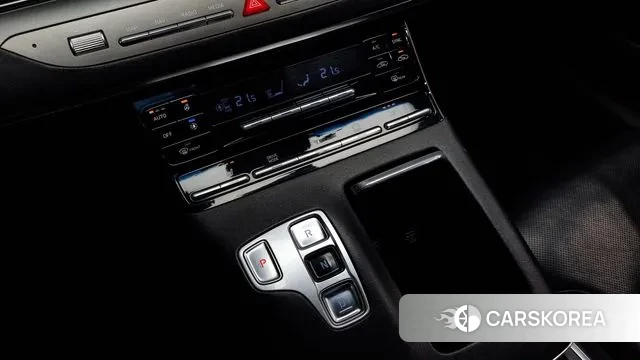 Hyundai The New Grandeur IG id 3368033 из Кореи 19