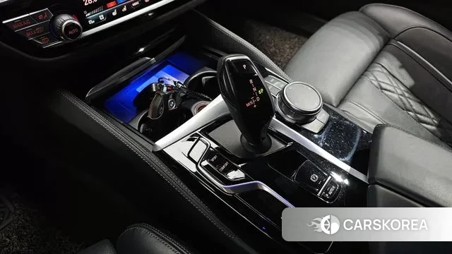 BMW 5 Series (G30) id 3427192 из Кореи 19