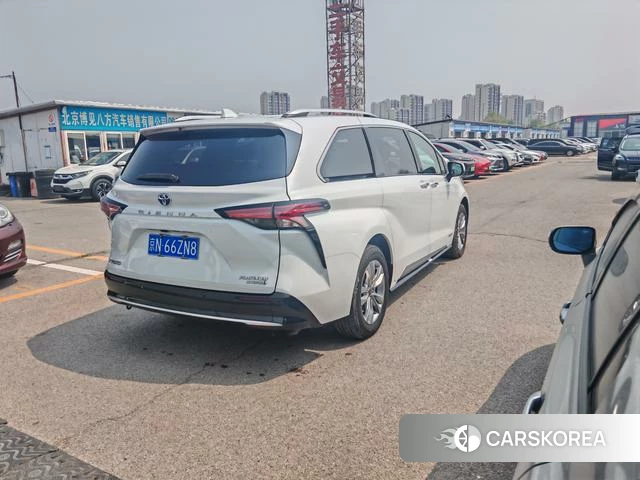 Toyota Saina id 4278875 из Китая 18