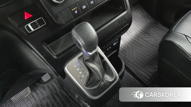 Hyundai Staria id 3758656 из Кореи 19