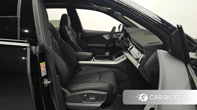 Audi Q8 (4M) id 4559931 из Кореи 33