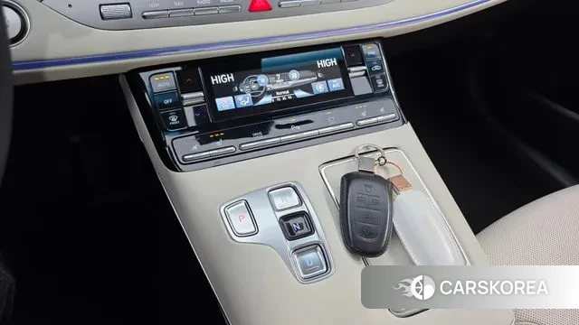 Hyundai The New Grandeur IG id 3478384 из Кореи 19