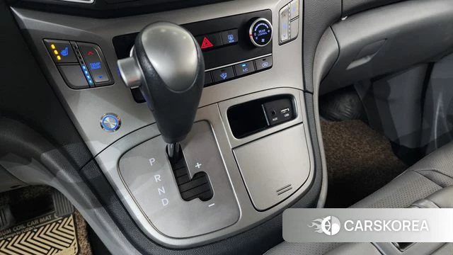 Hyundai The New Grand Starex id 4637598 из Кореи 19
