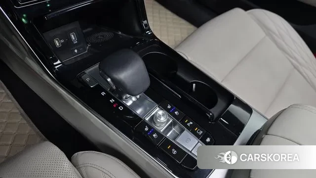 Kia K7 Premier Hybrid id 3718027 из Кореи 19