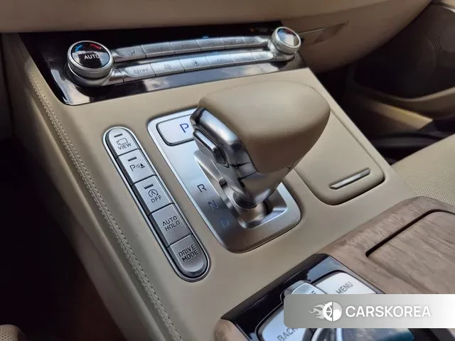 Genesis G90 id 3055529 из Кореи 19