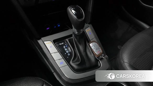 Hyundai Avante AD id 3911875 из Кореи 19