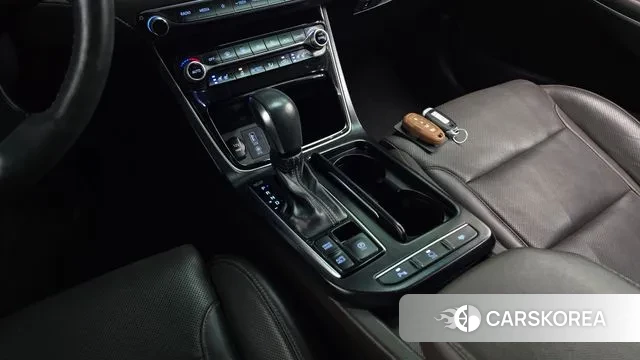 Hyundai Grandeur IG Hybrid id 3350771 из Кореи 19