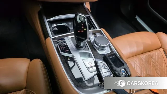 BMW 7 Series (G11) id 3601362 из Кореи 19