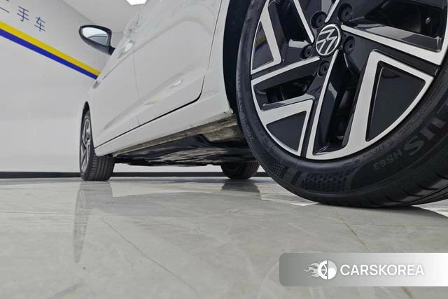 Volkswagen Sagitar id 4254783 из Китая 16