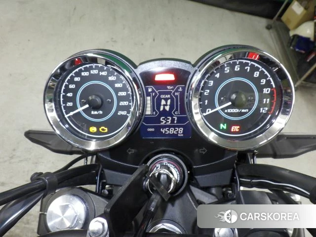 Kawasaki Z650RS id 3949287 из Японии 33