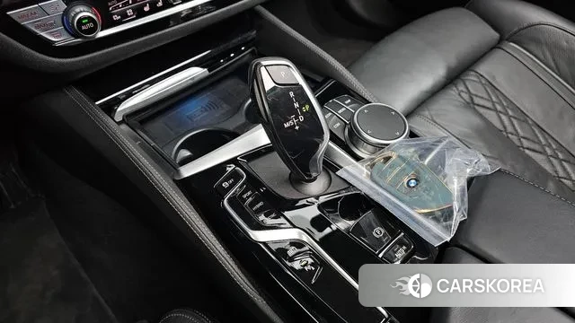 BMW 5 Series (G30) id 3697820 из Кореи 19