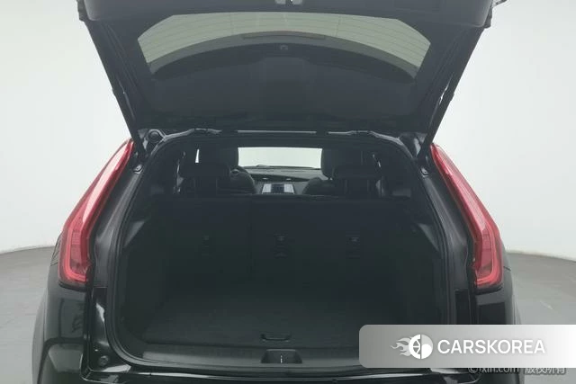 Cadillac XT4 id 4210139 из Китая 23