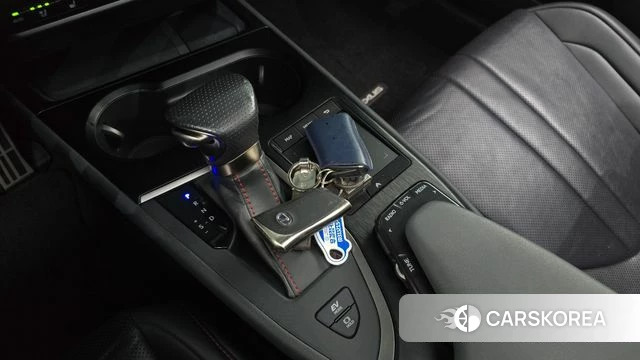 Lexus UX250h id 3872814 из Кореи 19