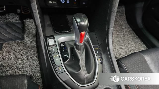 Hyundai Veloster (JS) id 3955781 из Кореи 19