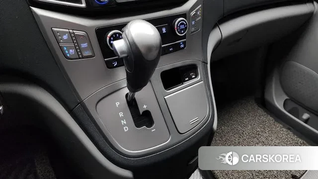 Hyundai The New Grand Starex id 3641518 из Кореи 19