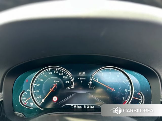 BMW 5 Series (G30) id 4689570 из Кореи 19