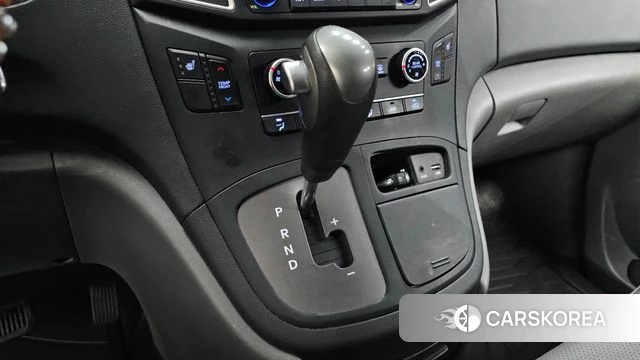 Hyundai The New Grand Starex id 4895132 из Кореи 30