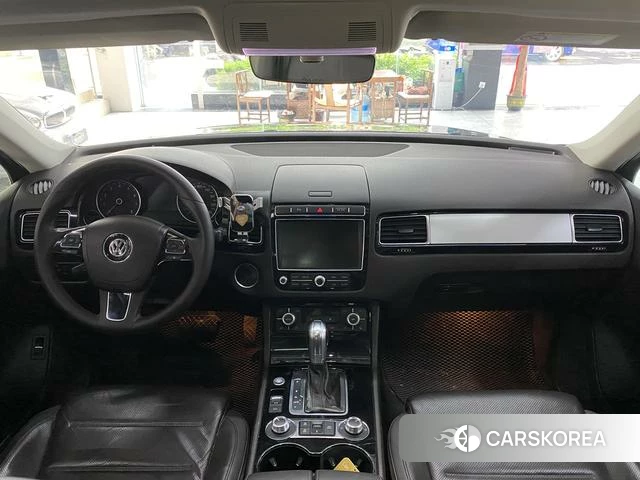 Volkswagen Touareg id 4211149 из Китая 15
