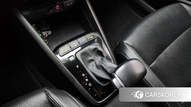 Kia Stonic id 4430636 из Кореи 19