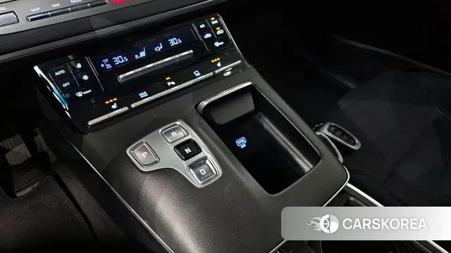 Hyundai The New Grandeur IG id 3621741 из Кореи 19