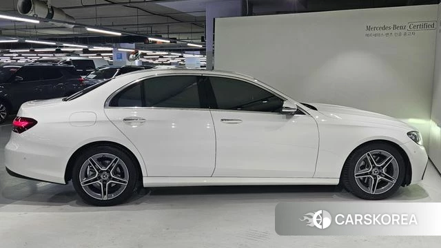 Mercedes-Benz E-Class W213 id 4281394 из Кореи 19