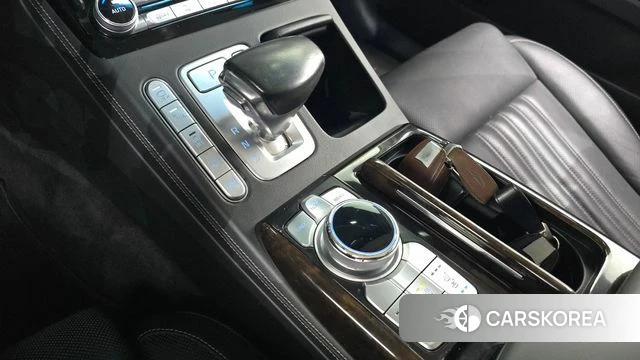 Genesis G90 id 3795730 из Кореи 19