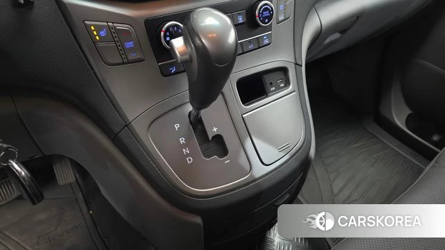 Hyundai The New Grand Starex id 3899074 из Кореи 19