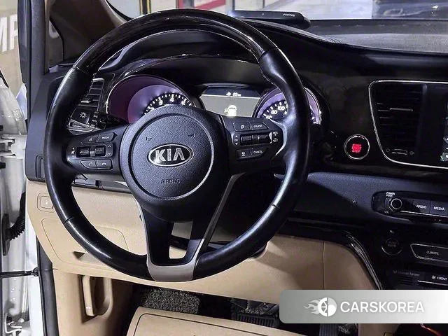 Kia The New Carnival id 3021085 из Кореи 19