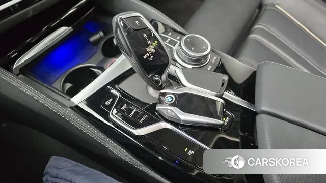 BMW 5 Series (G30) id 3416439 из Кореи 19