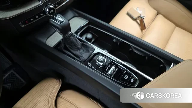 Volvo XC60 second Generation id 2999765 из Кореи 19