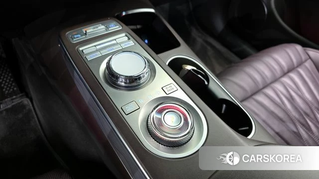 Genesis GV70 id 3916119 из Кореи 19