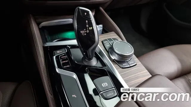 BMW 5 Series (G30) id 2609043 из Кореи 19