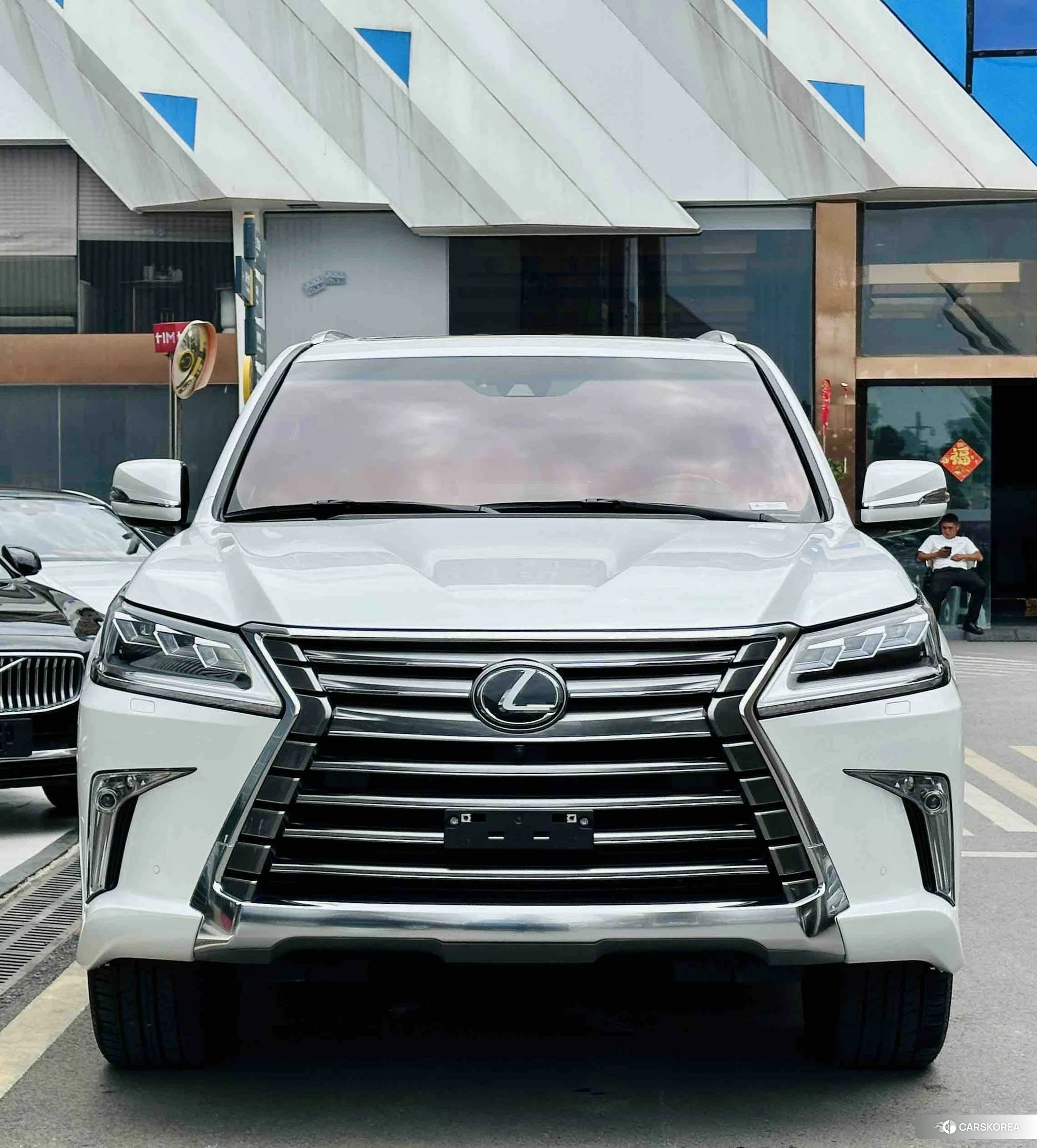 Lexus LX id 4510469 из Китая 14